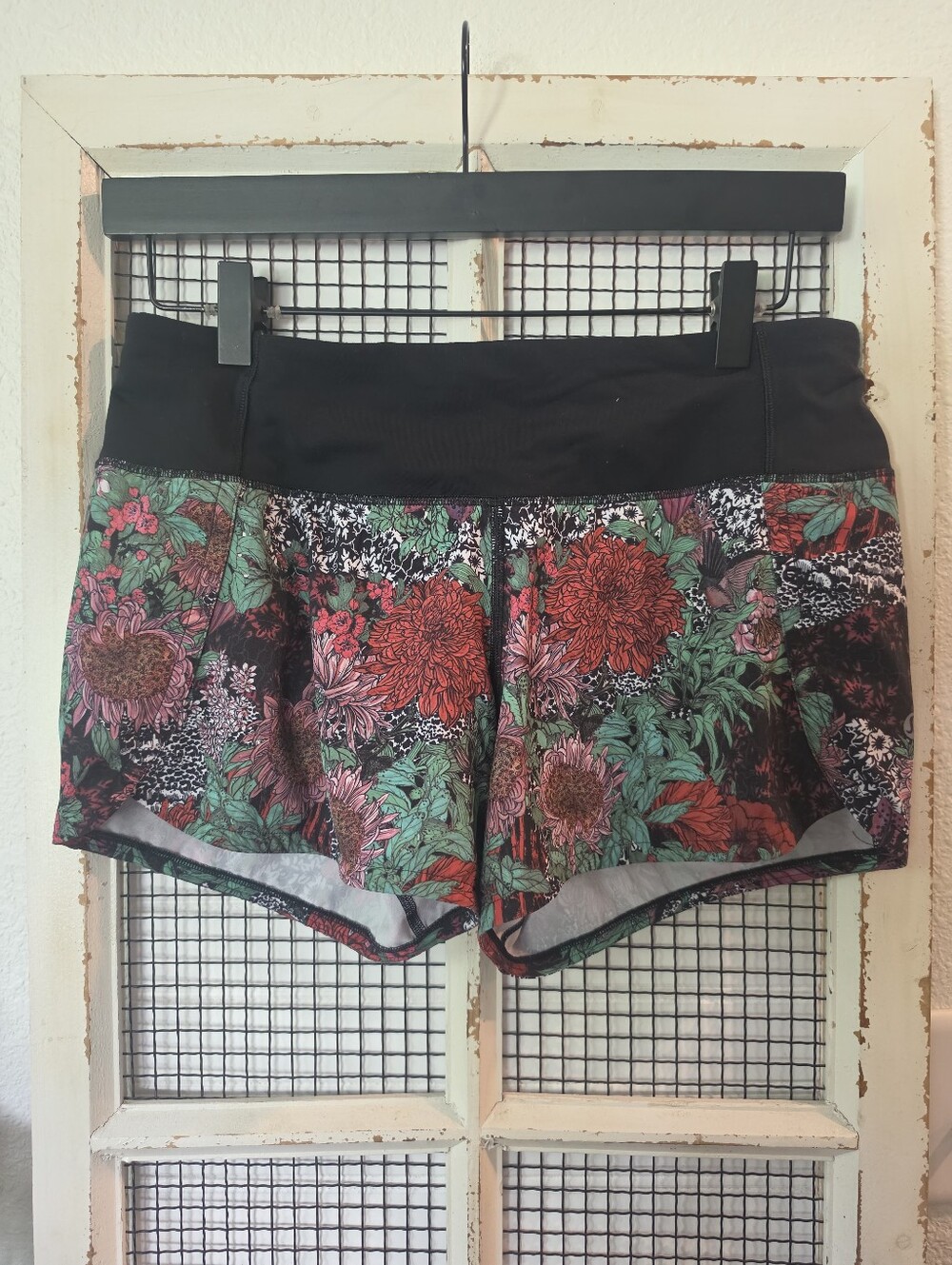 Lululemon floral shorts